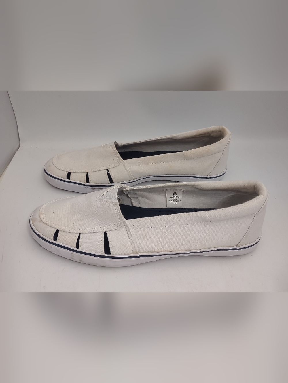 Coral Bay Women’s Captiva Loafers Shoe Flat White Canvas Size 7.5